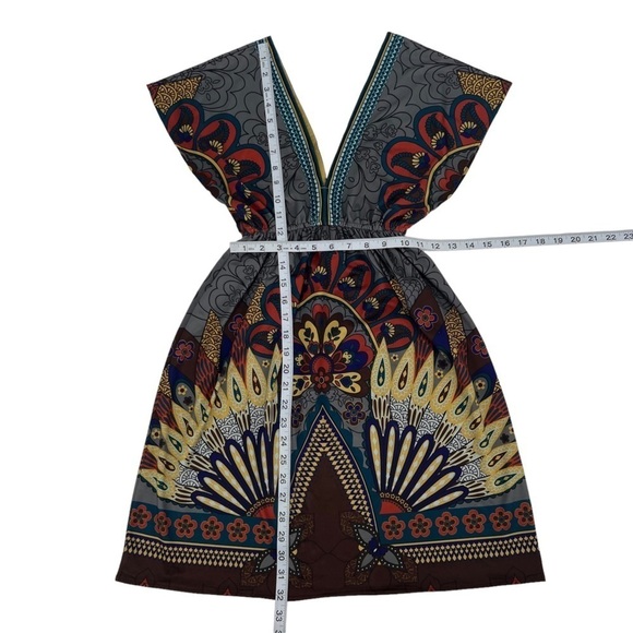 Flying Tomato Geometric Deep V Neck Mini Cinched Waist Dress Size Small Women’s - Picture 4 of 4